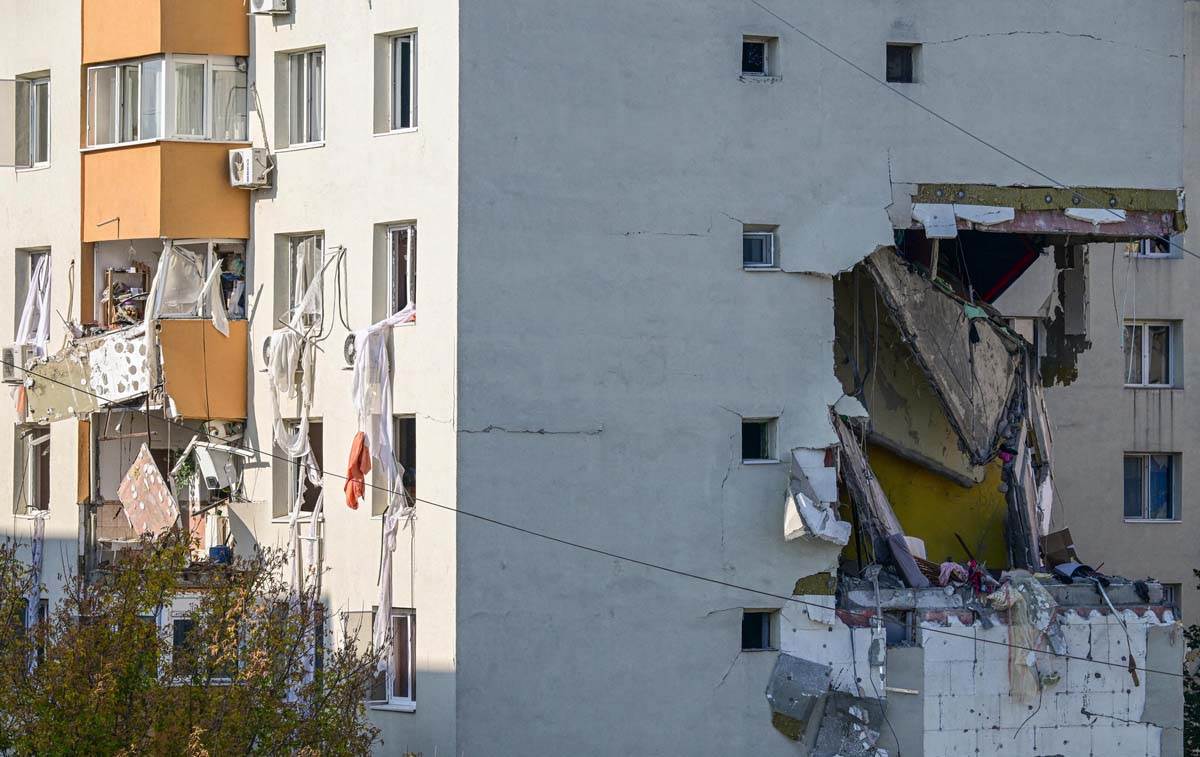 Eksplozija u zgradi u Bukureštu 1.jpg