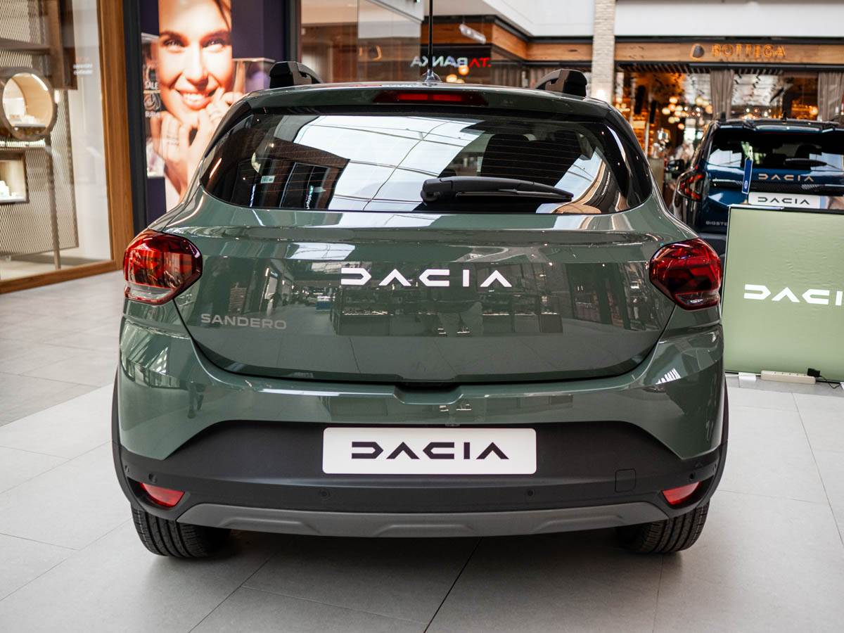 dacia_sandero_stefan_stojanović_ (1).jpg