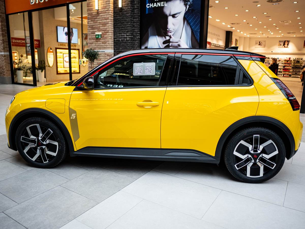 renault_5_stefan_stojanović_ (2).jpg