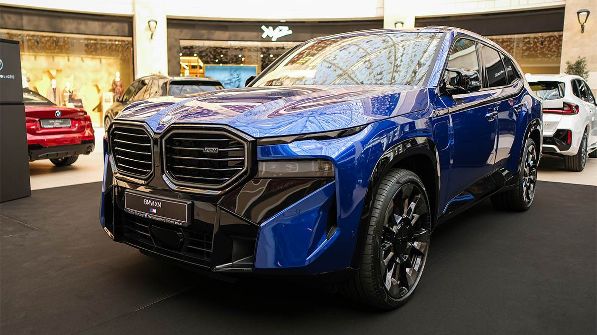 BMW XM (1).jpg