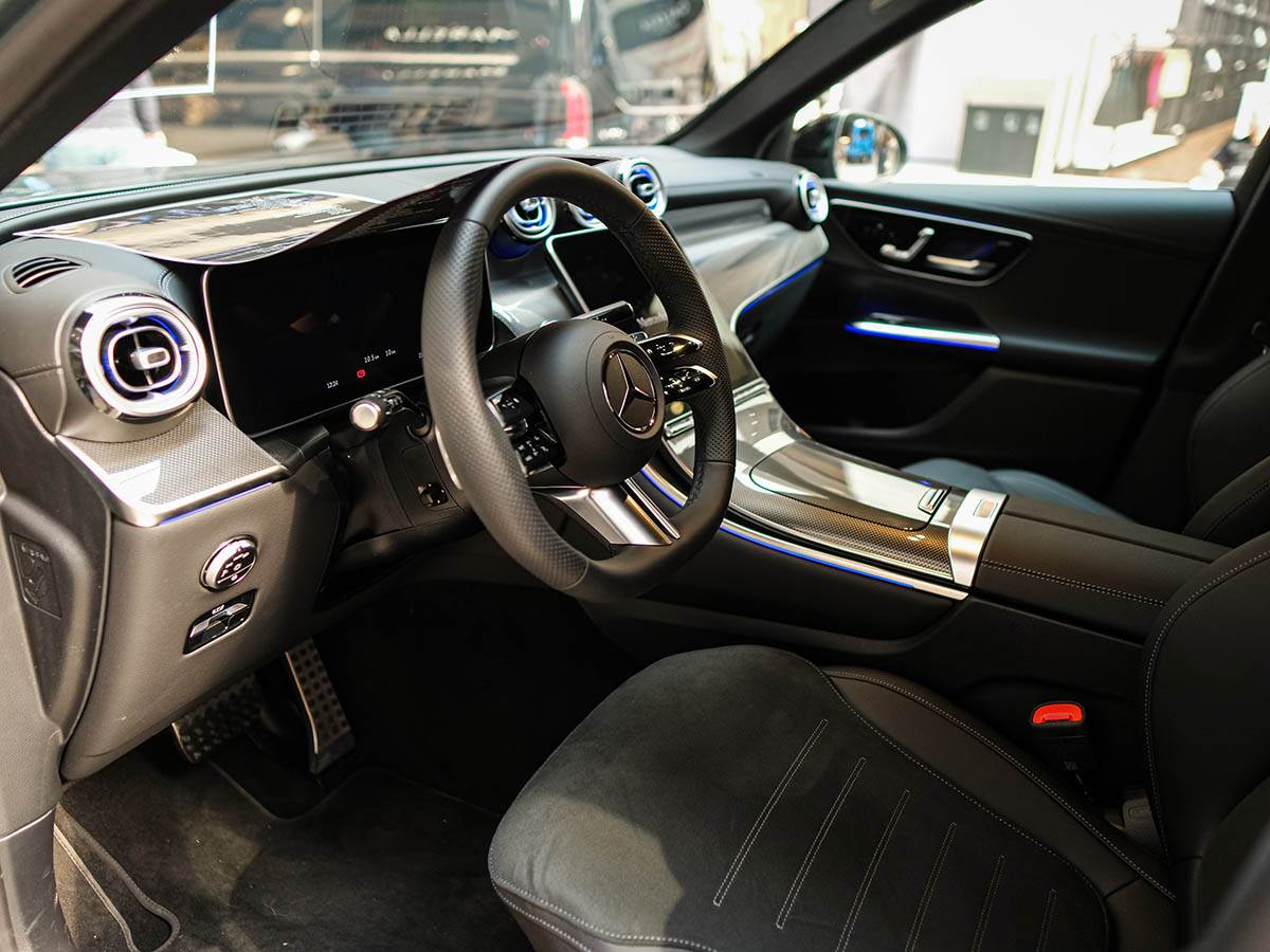 Mercedes Benz GLC (1).jpg