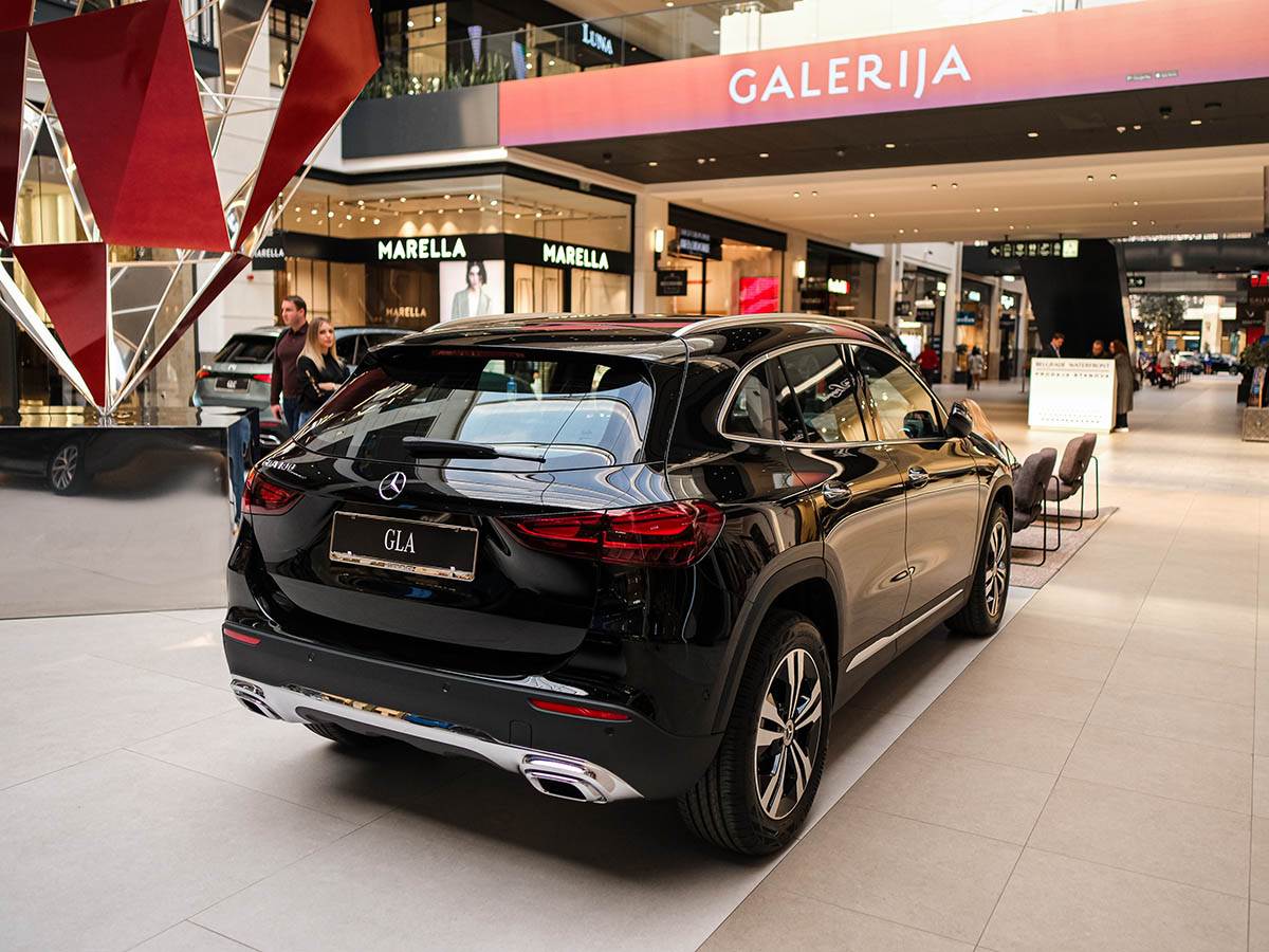 Mercedes Benz GLA (3).jpg