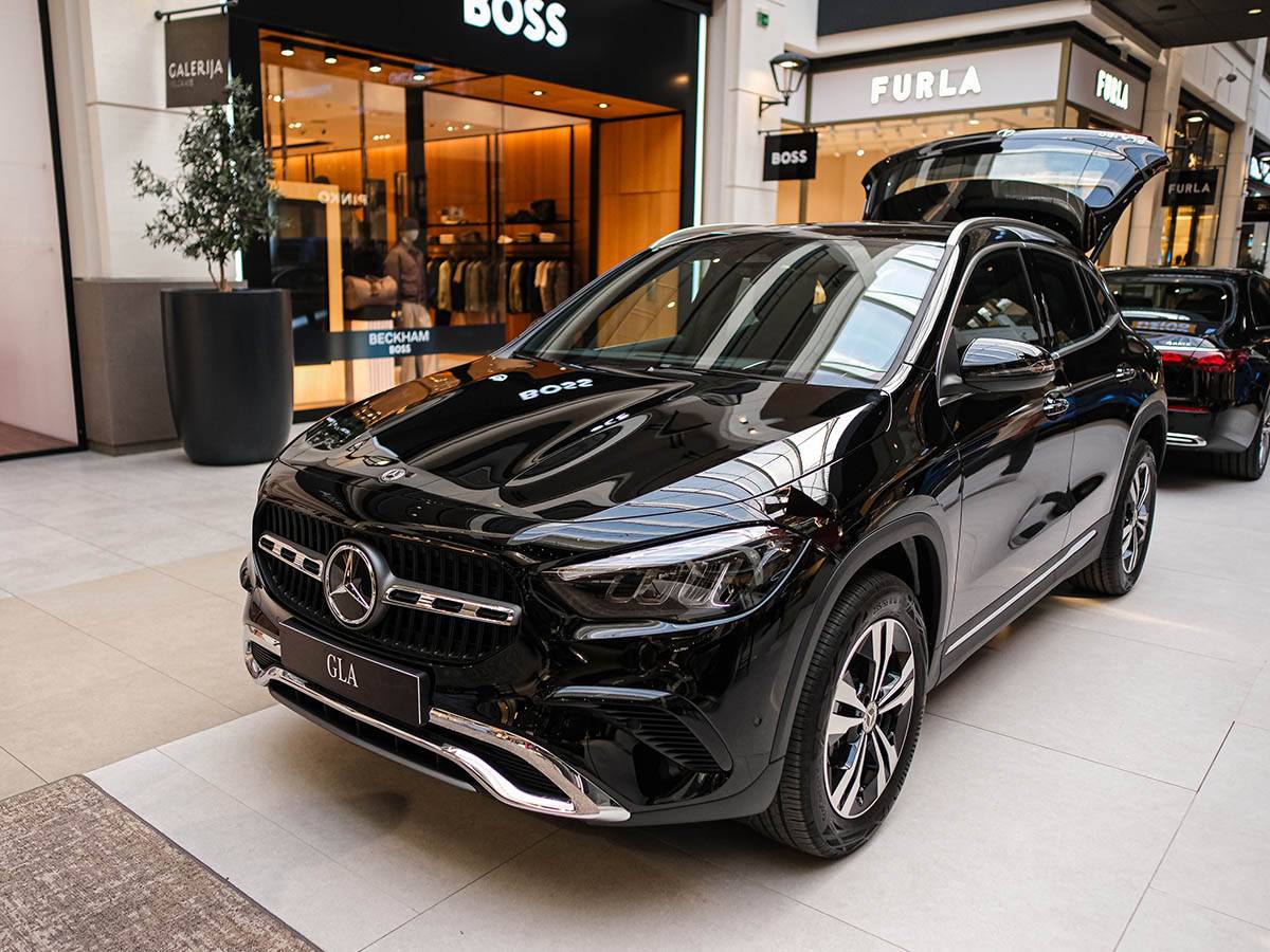 Mercedes Benz GLA (8).jpg