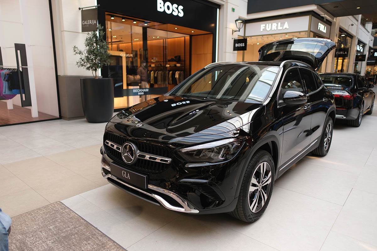 Mercedes Benz GLA (9).jpg