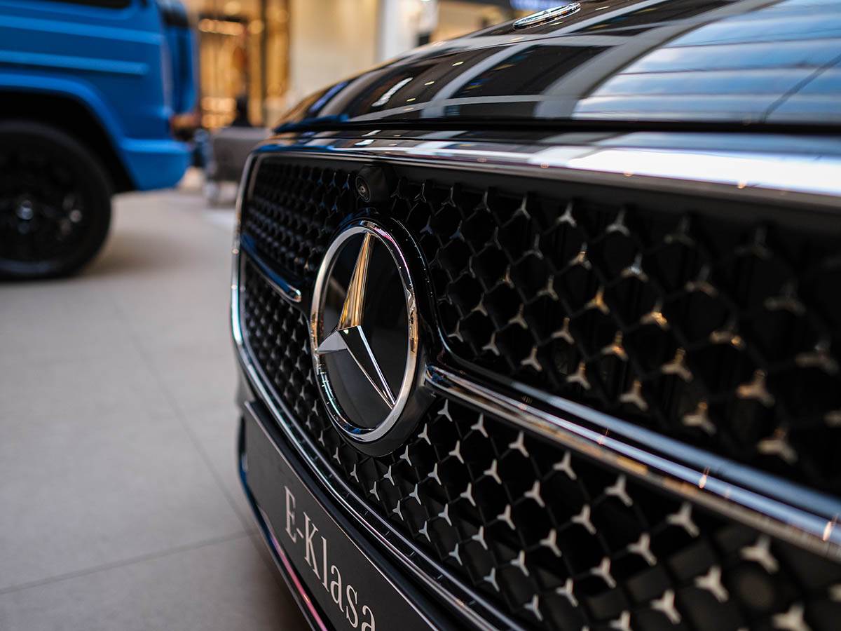 Mercedes Benz E-Кlasa (2).jpg