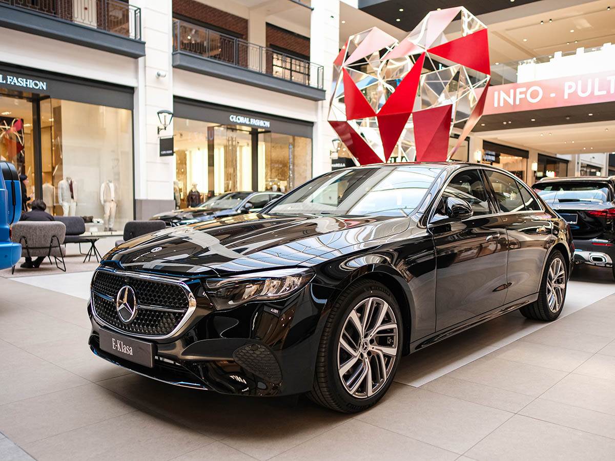 Mercedes Benz E-Кlasa (5).jpg