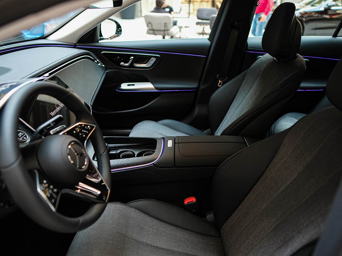 Mercedes Benz E-Кlasa (7).jpg