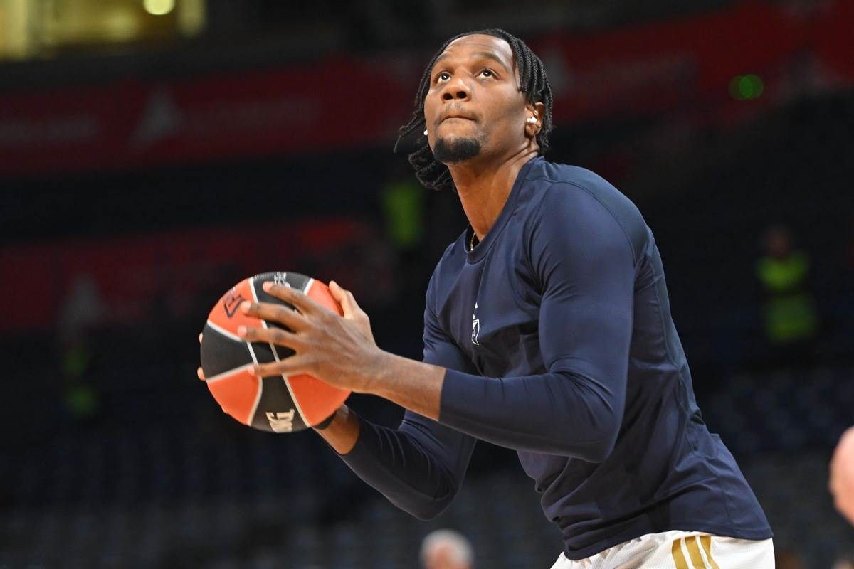 Zvezda - Real Madrid (17).JPG