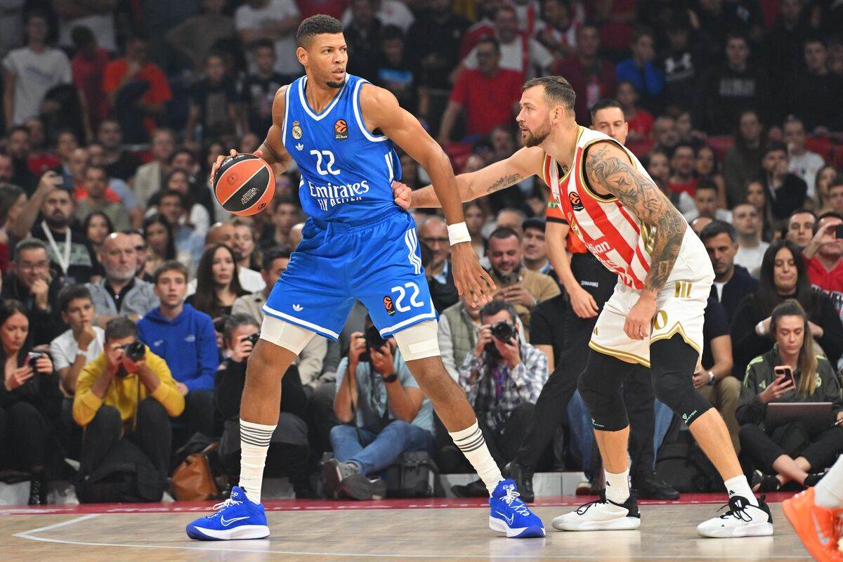 Zvezda - Real Madrid (10).JPG