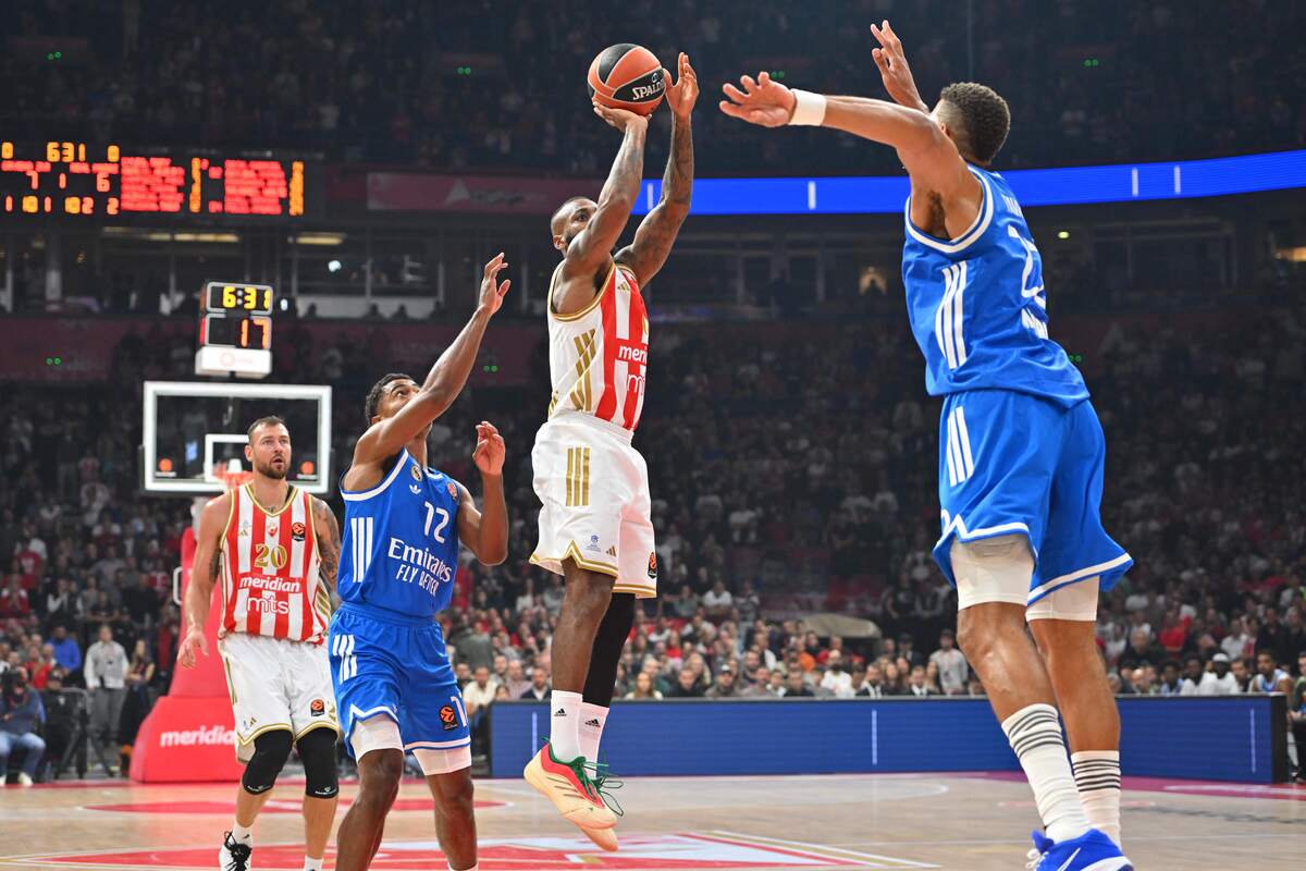 Zvezda - Real Madrid (17).JPG