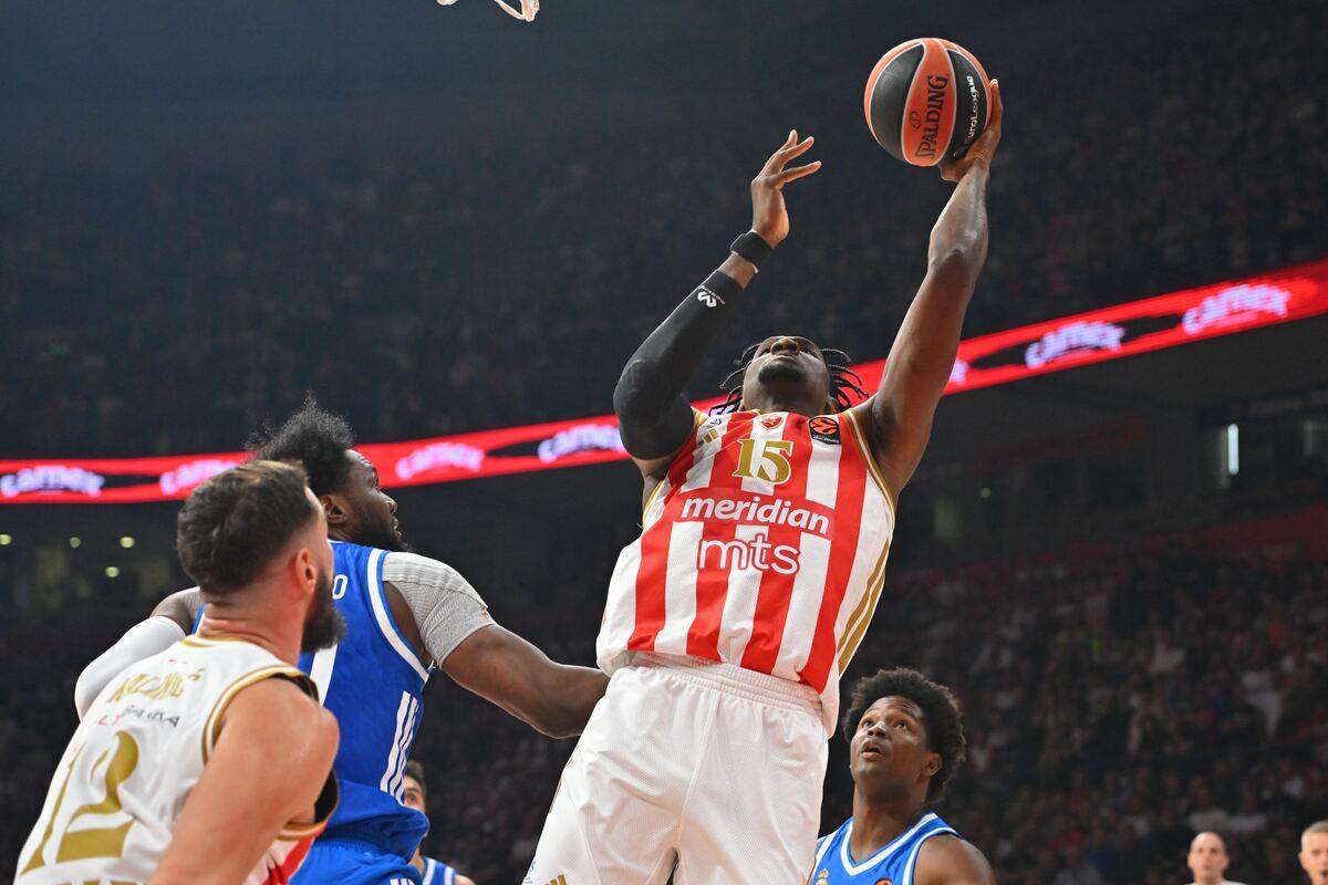 Zvezda - Real Madrid (23).JPG