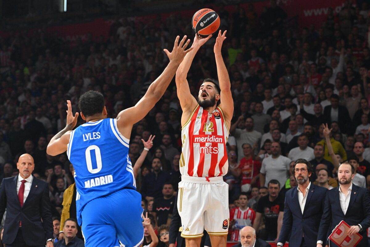 Zvezda - Real Madrid (39).JPG