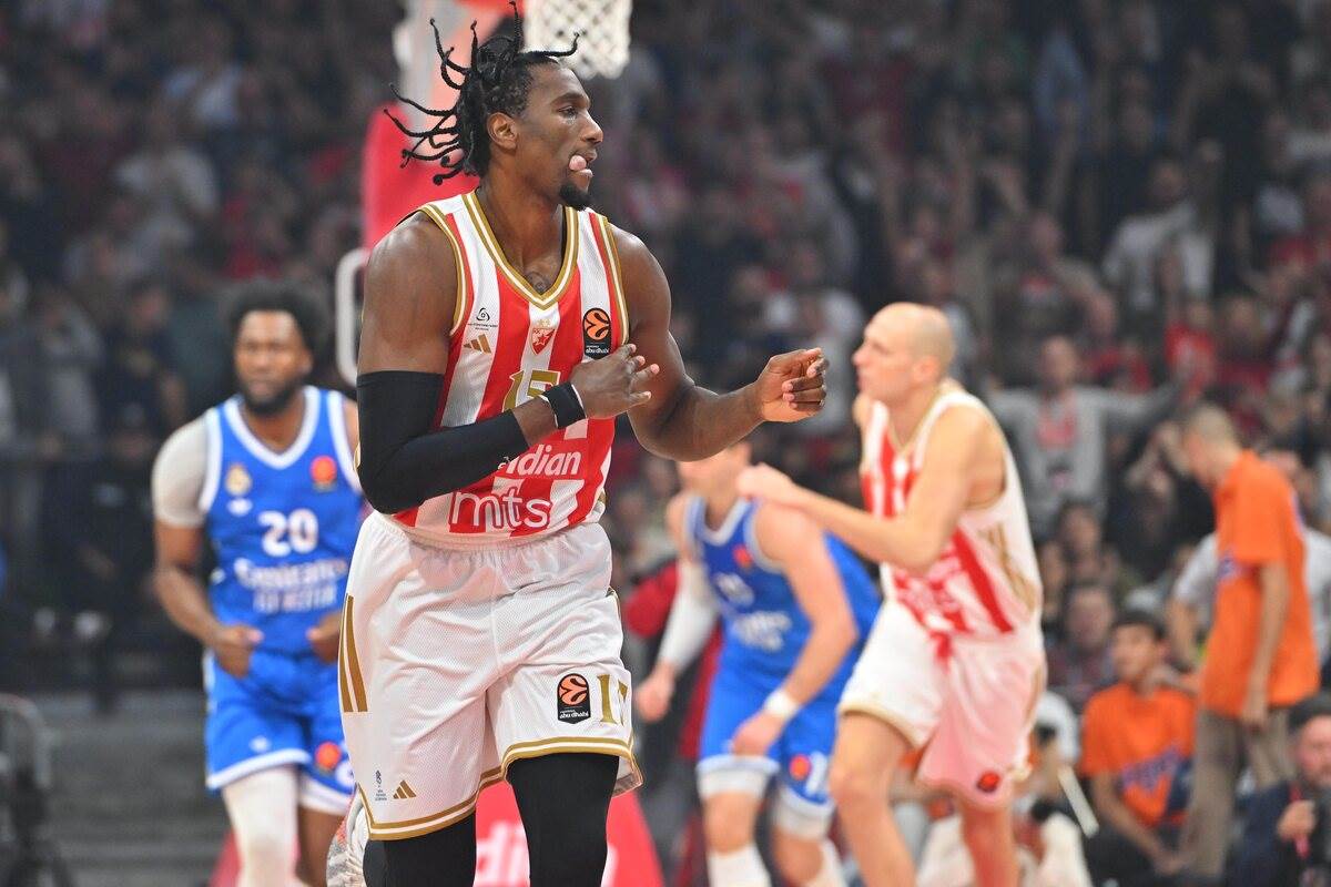 Zvezda - Real Madrid (41).JPG