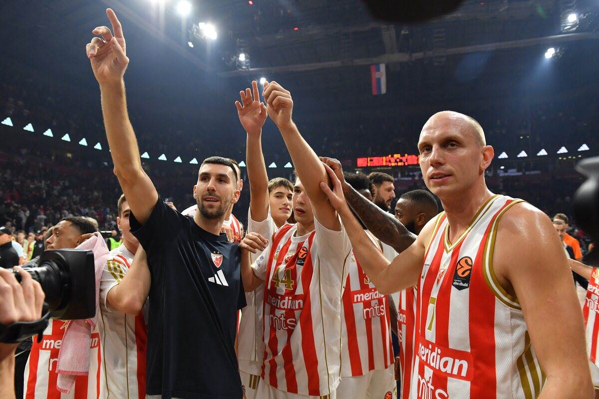 Zvezda - Real Madrid (55).JPG