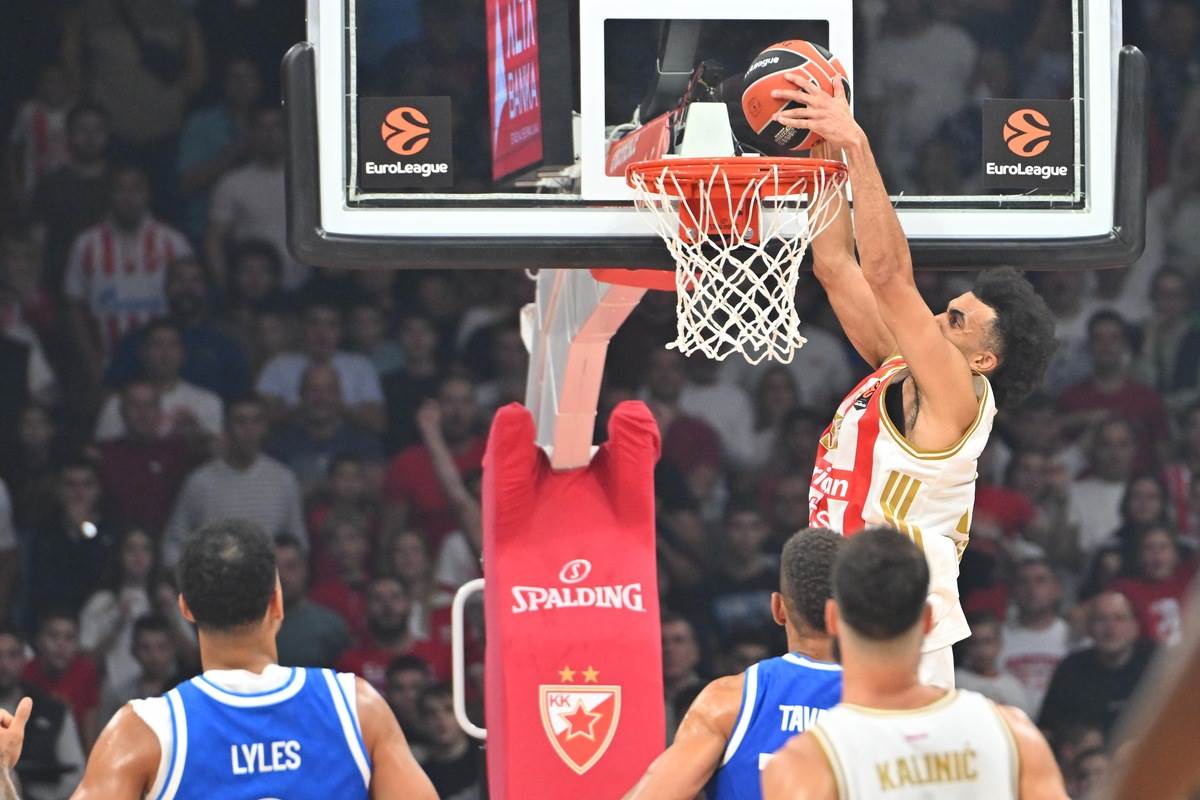 Zvezda - Real Madrid (60).JPG