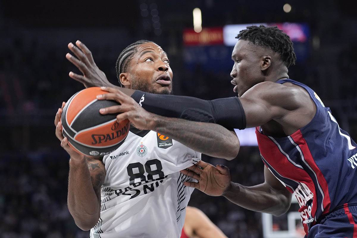 Baskonija - Partizan (7).jpg