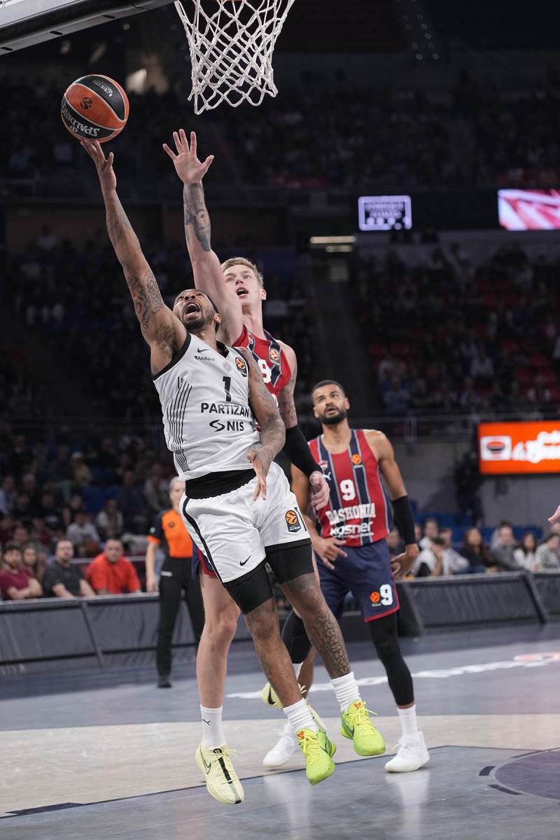 Baskonija - Partizan (8).jpg