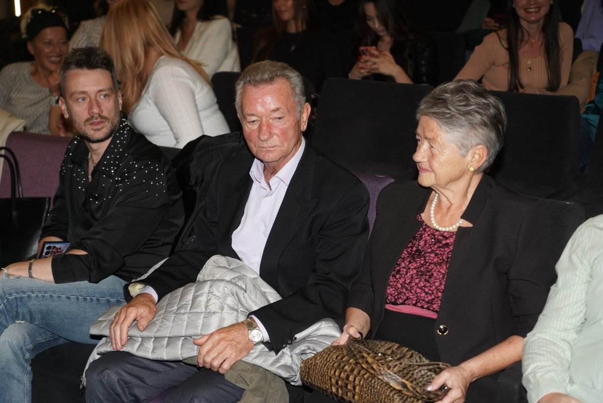 Goca Tržan roditelji