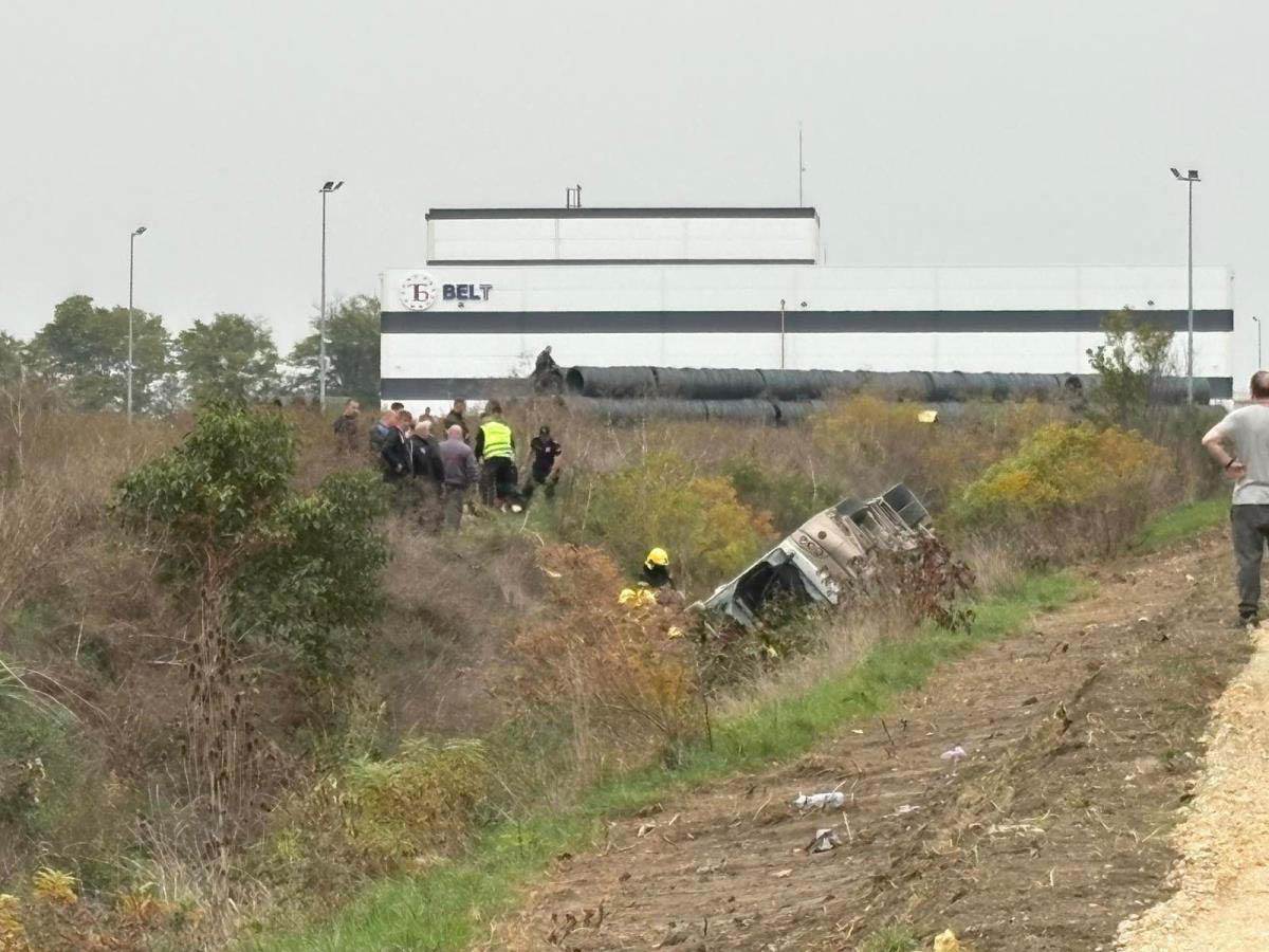 Prevrtanje autobusa 6.jpg