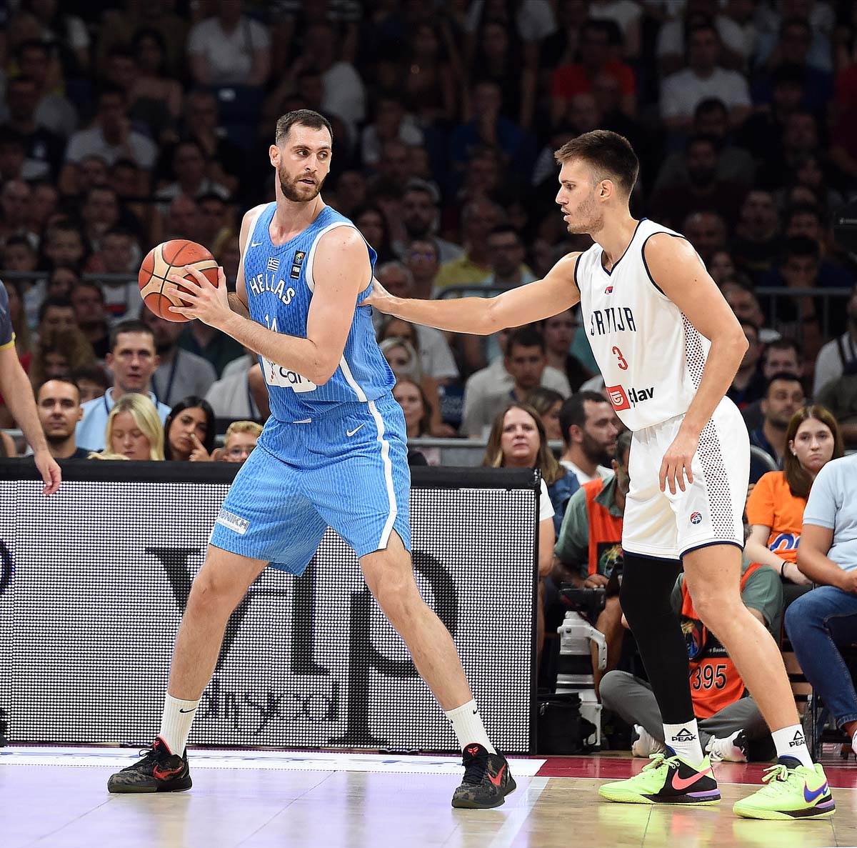 Jorgos Papajanis 5.jpg