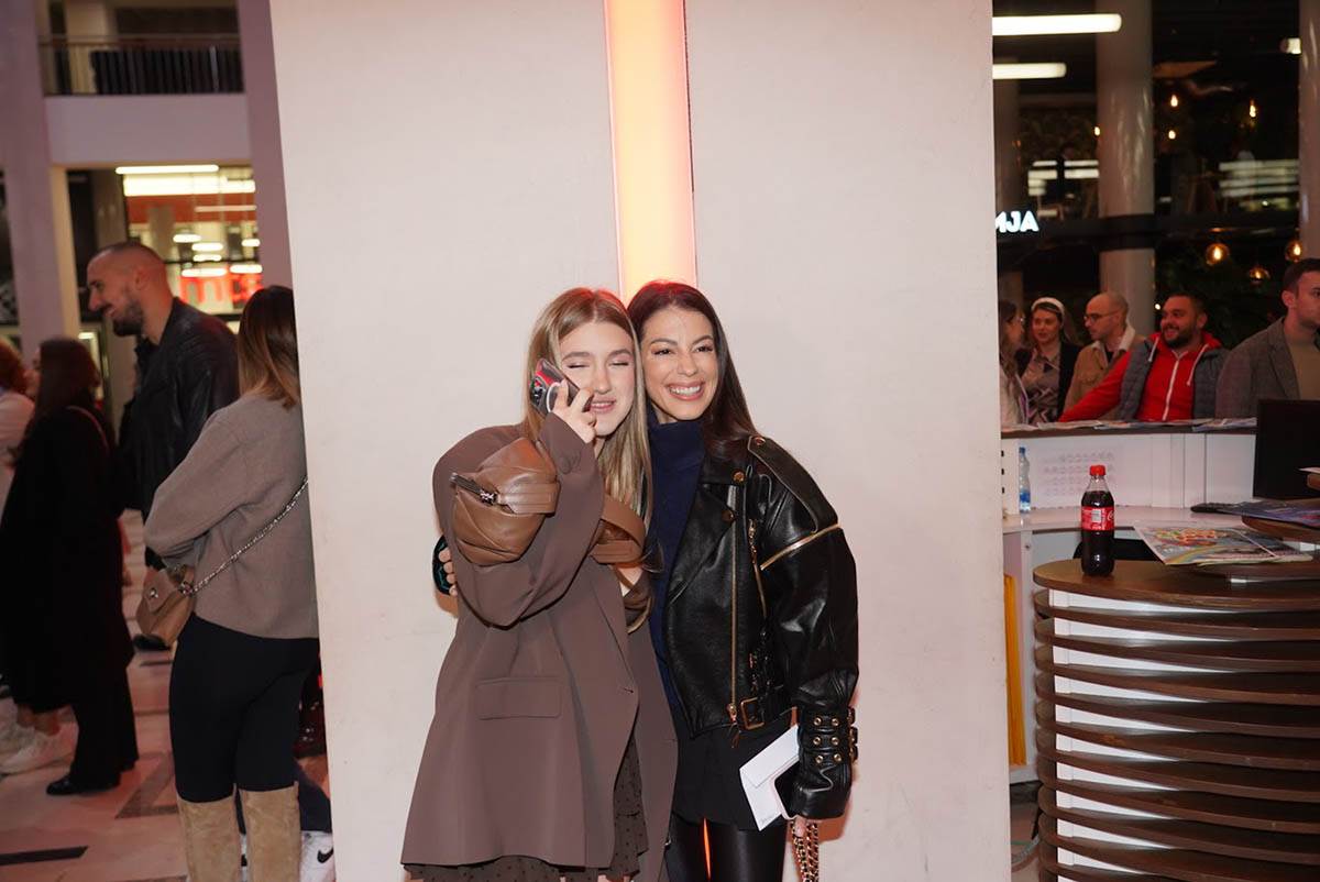 Goca Tržan ćerka Lena (7).jpg