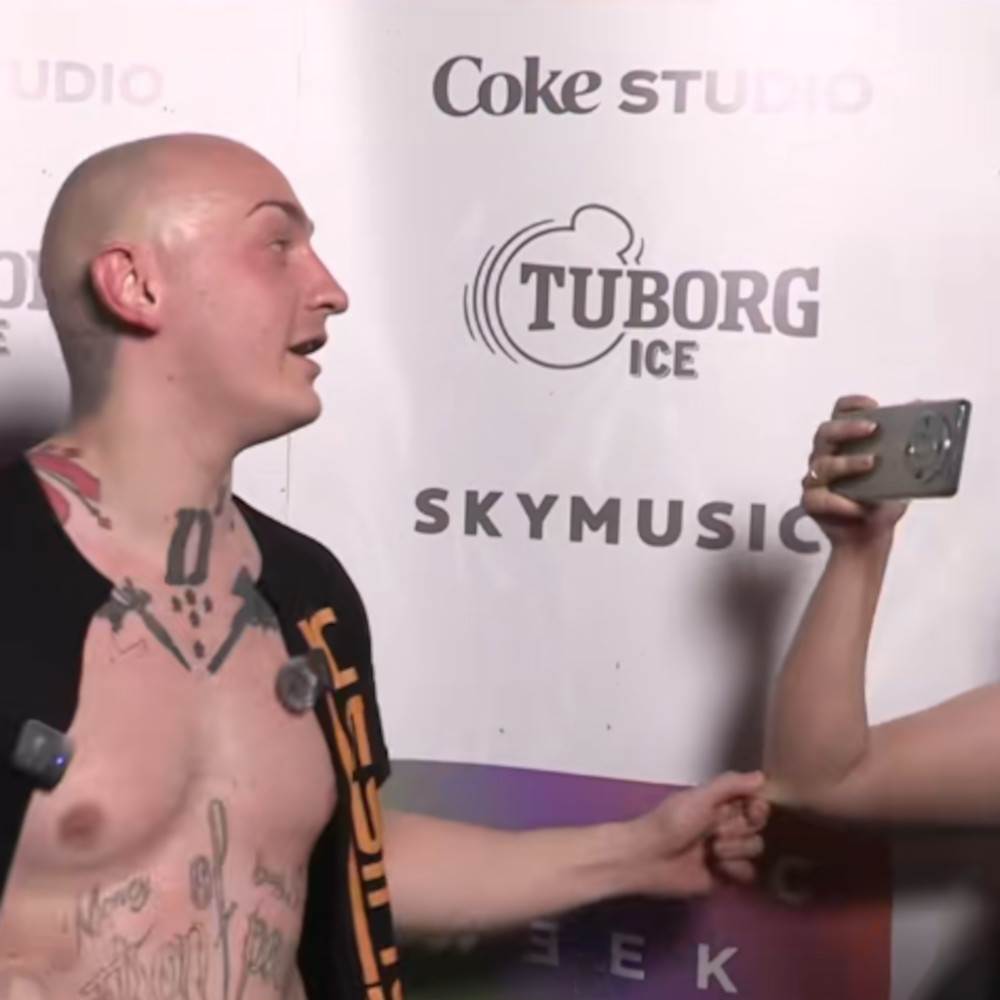 "Šta je ovo bajo, kupus na ekserima?" Desingerica žestoko isprozivao Filipa Cara zbog tetovaže lava