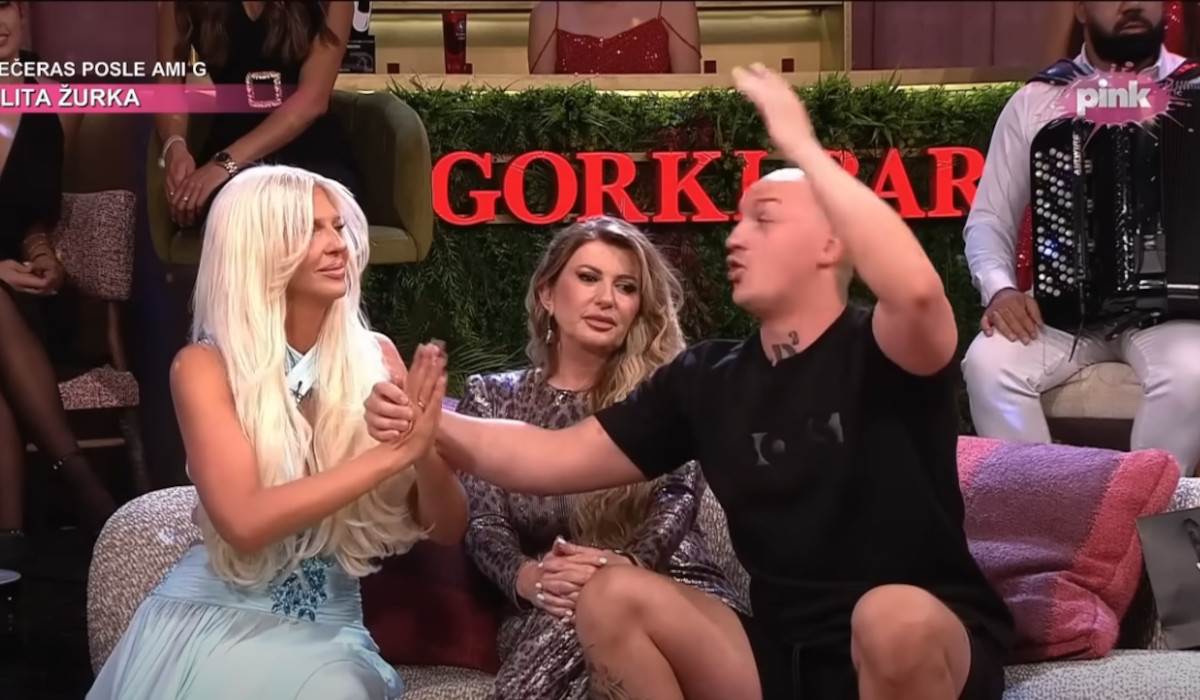 Jk Desingerica Viki Amidži