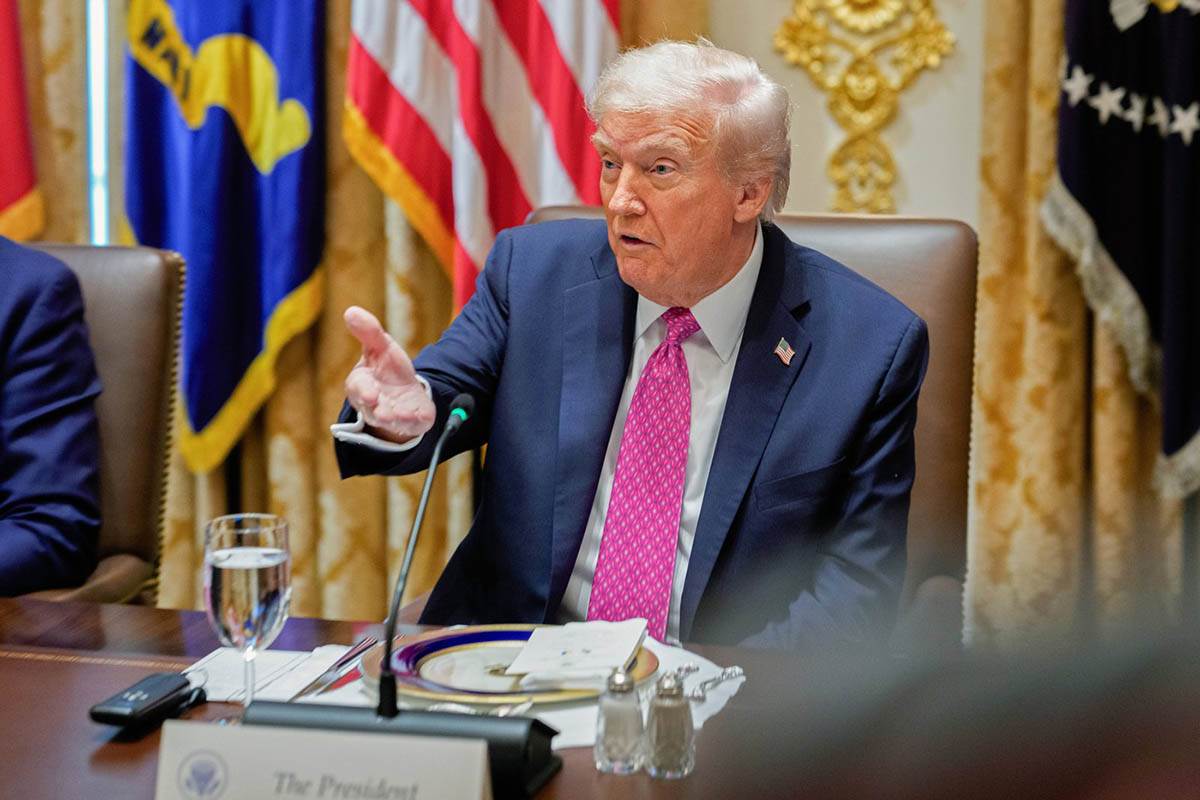 Donald Tramp i Volodimir Zelenski (3).jpg