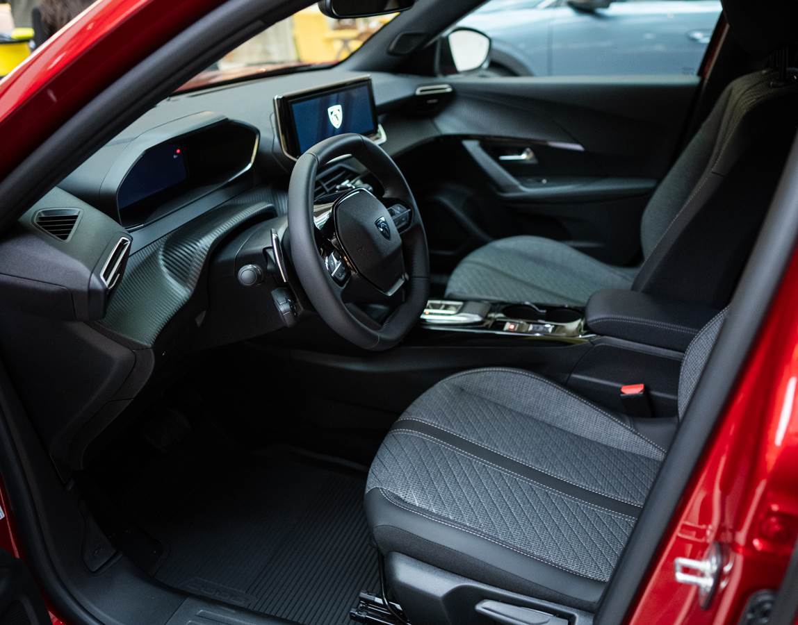 Peugeot_2008_stefan_stojanović_ (6).jpg