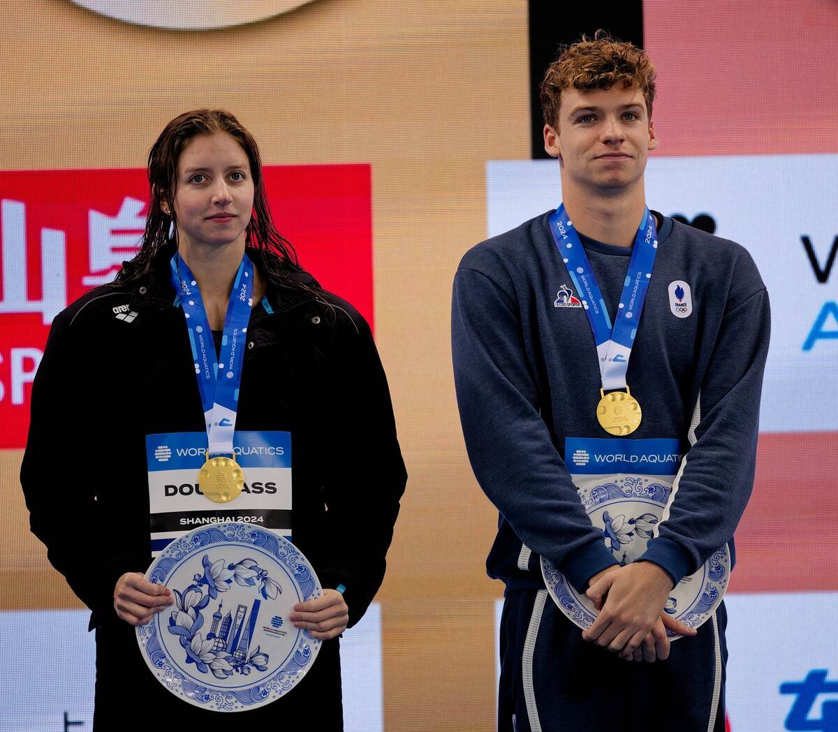 Kejt Daglas na pobedničkom postolju