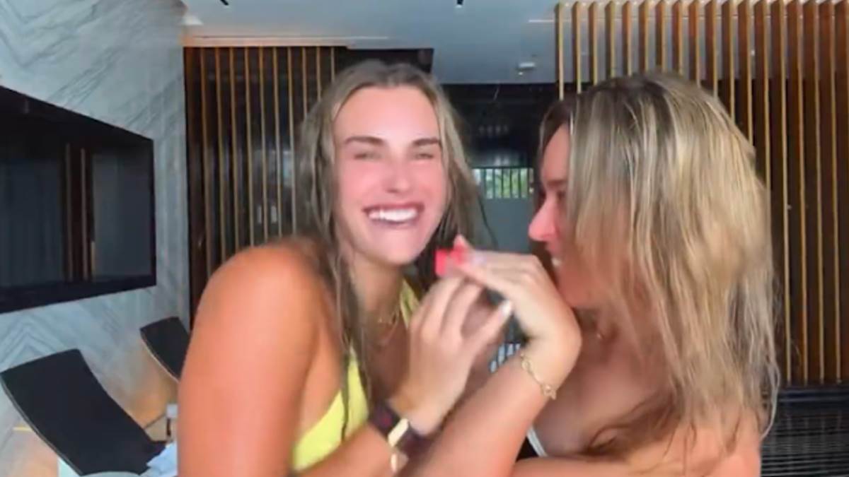 Arina Sabalenka i Paula Badosa 2.jpg
