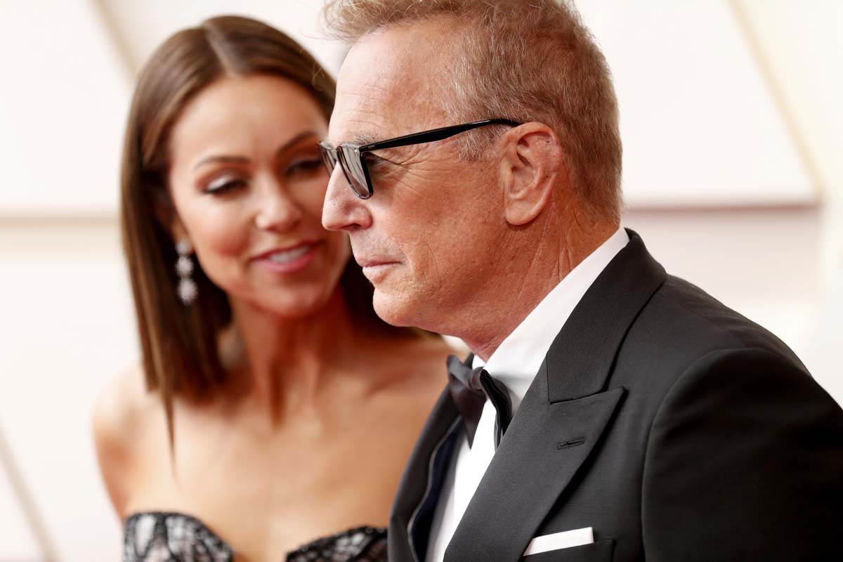 Kevin Kostner bivša žena 5.jpg