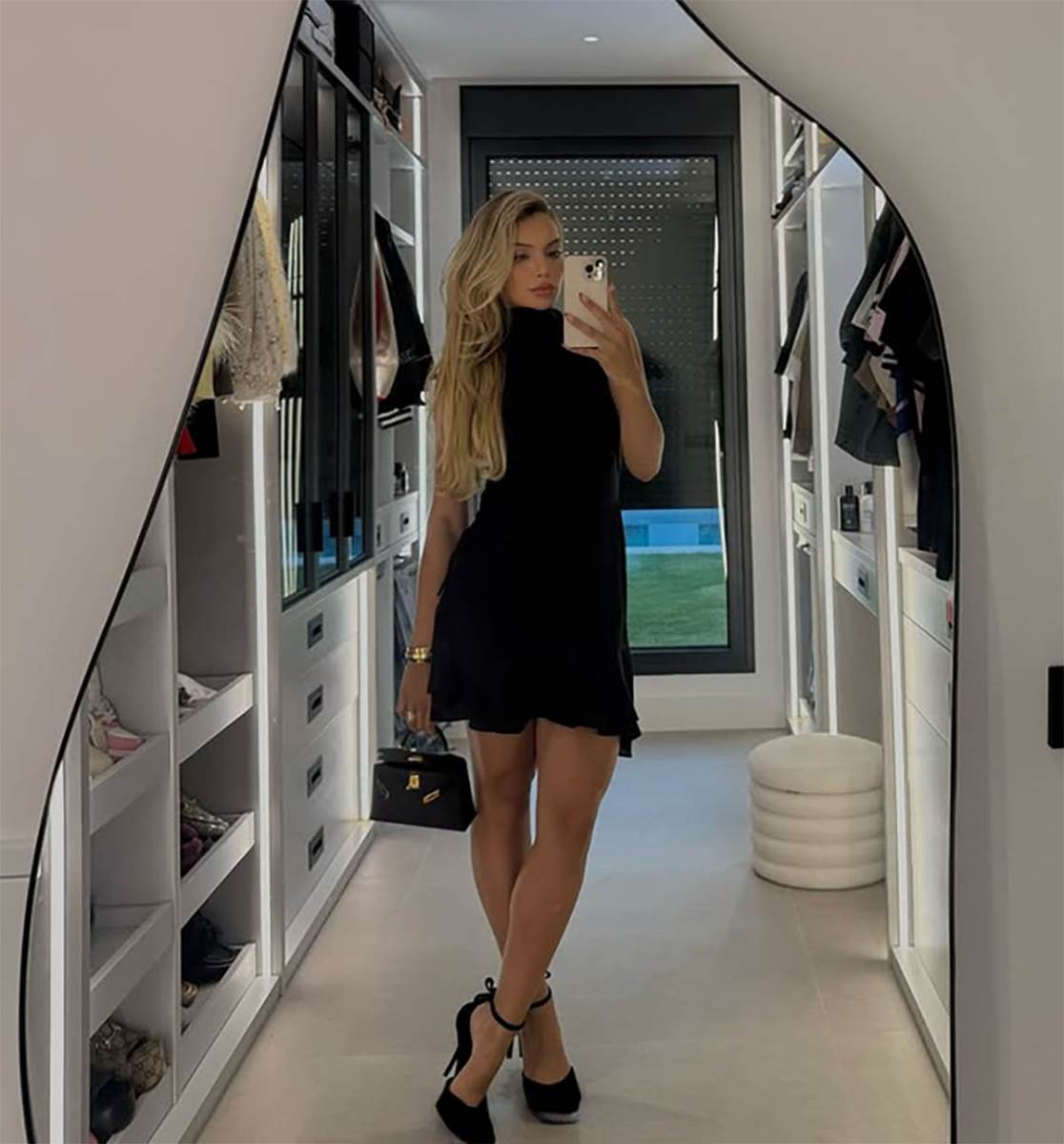 Gabrijela Miranda, devojka fudbalera Endrika (7).jpg