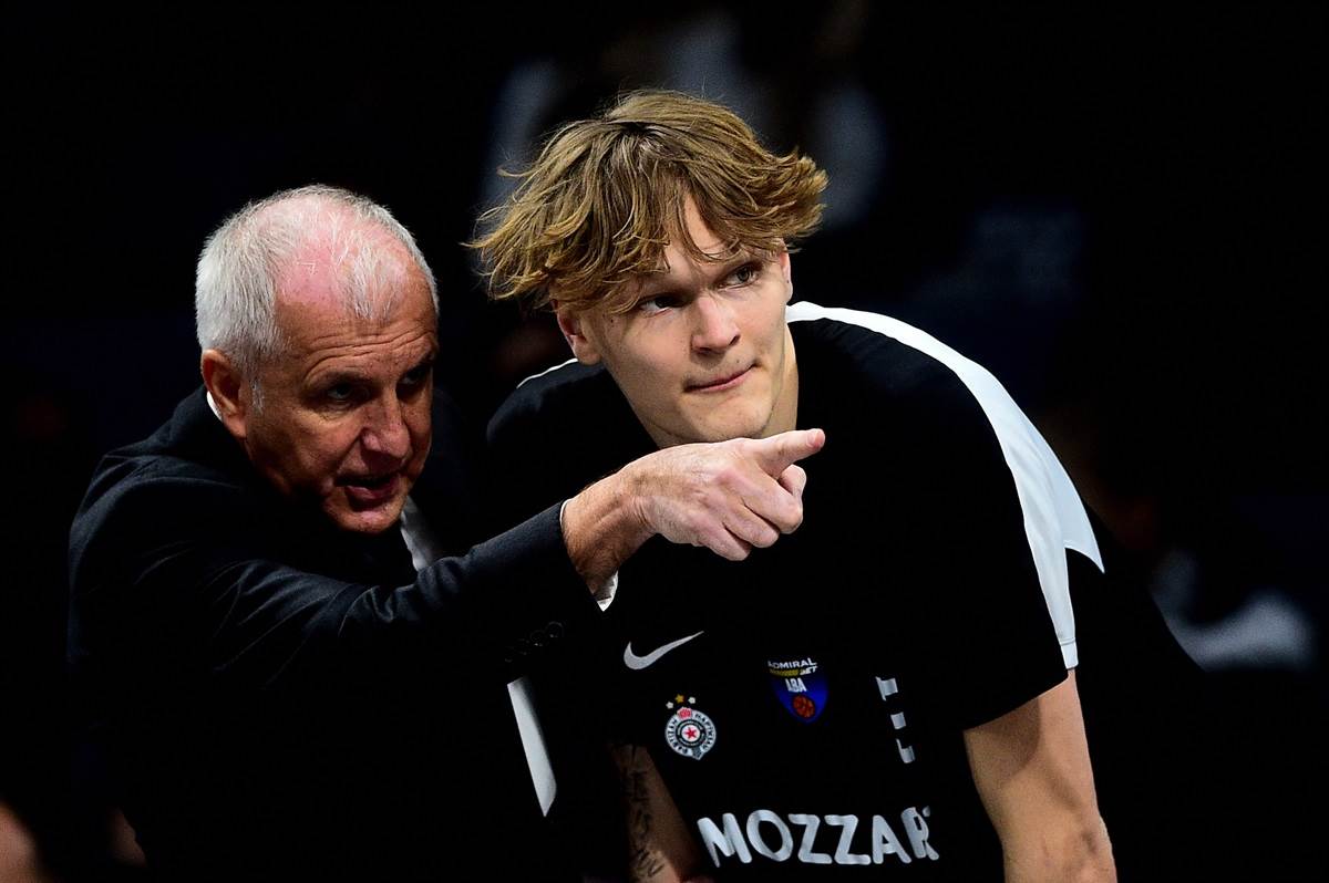 Željko Obradović i Mika Murinen na meču Partizan - FMP