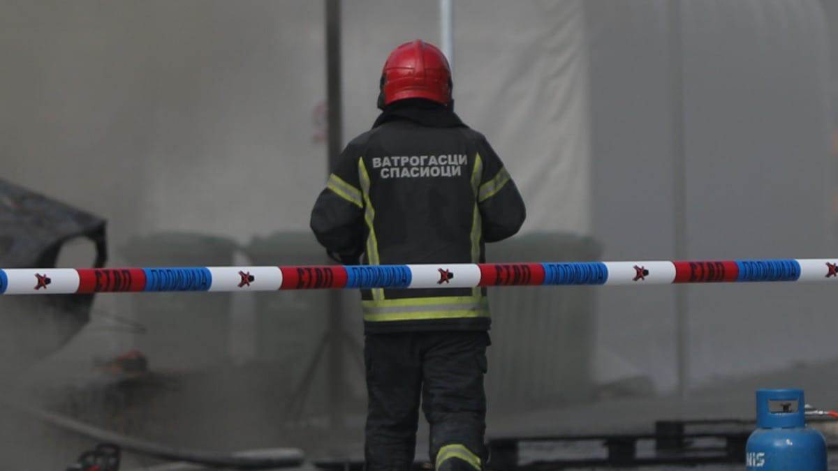 pozar skupstina (7) copy.jpg