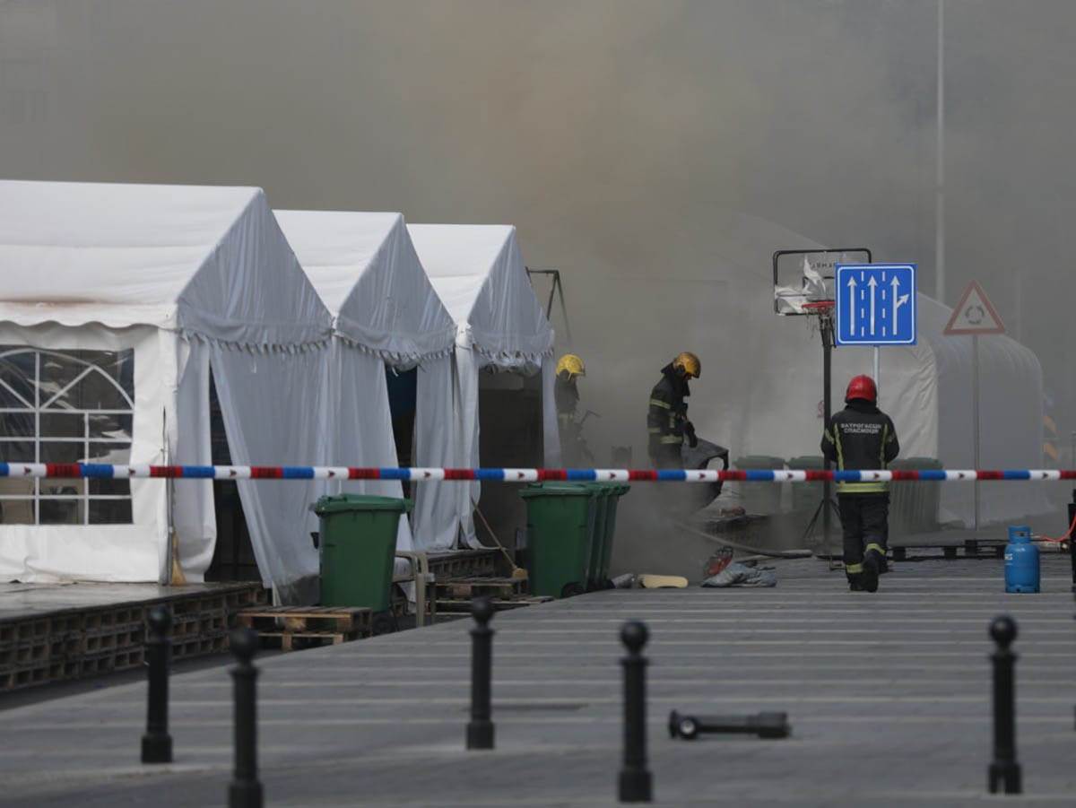 pozar skupstina (11) copy.jpg