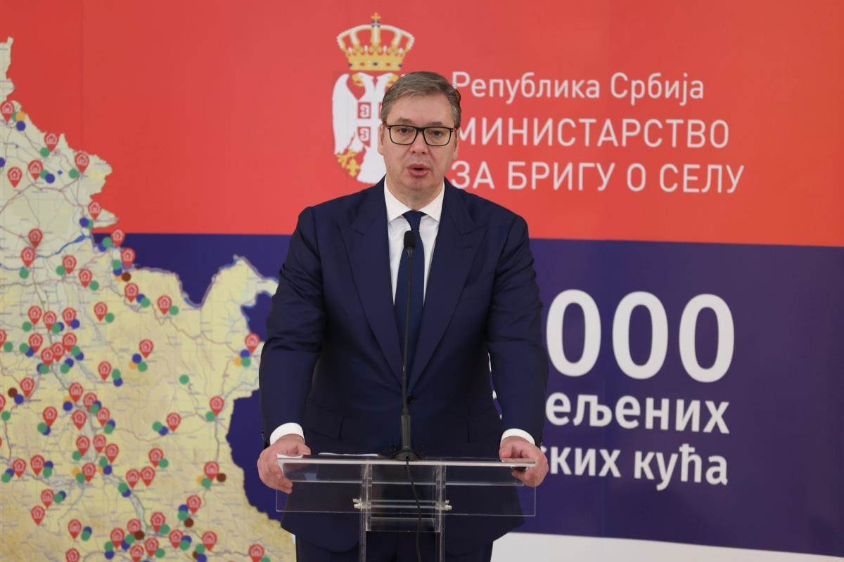 Vučić obraćanje.jpg