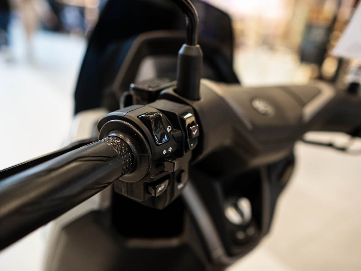 Yamaha NMAX (5).jpg