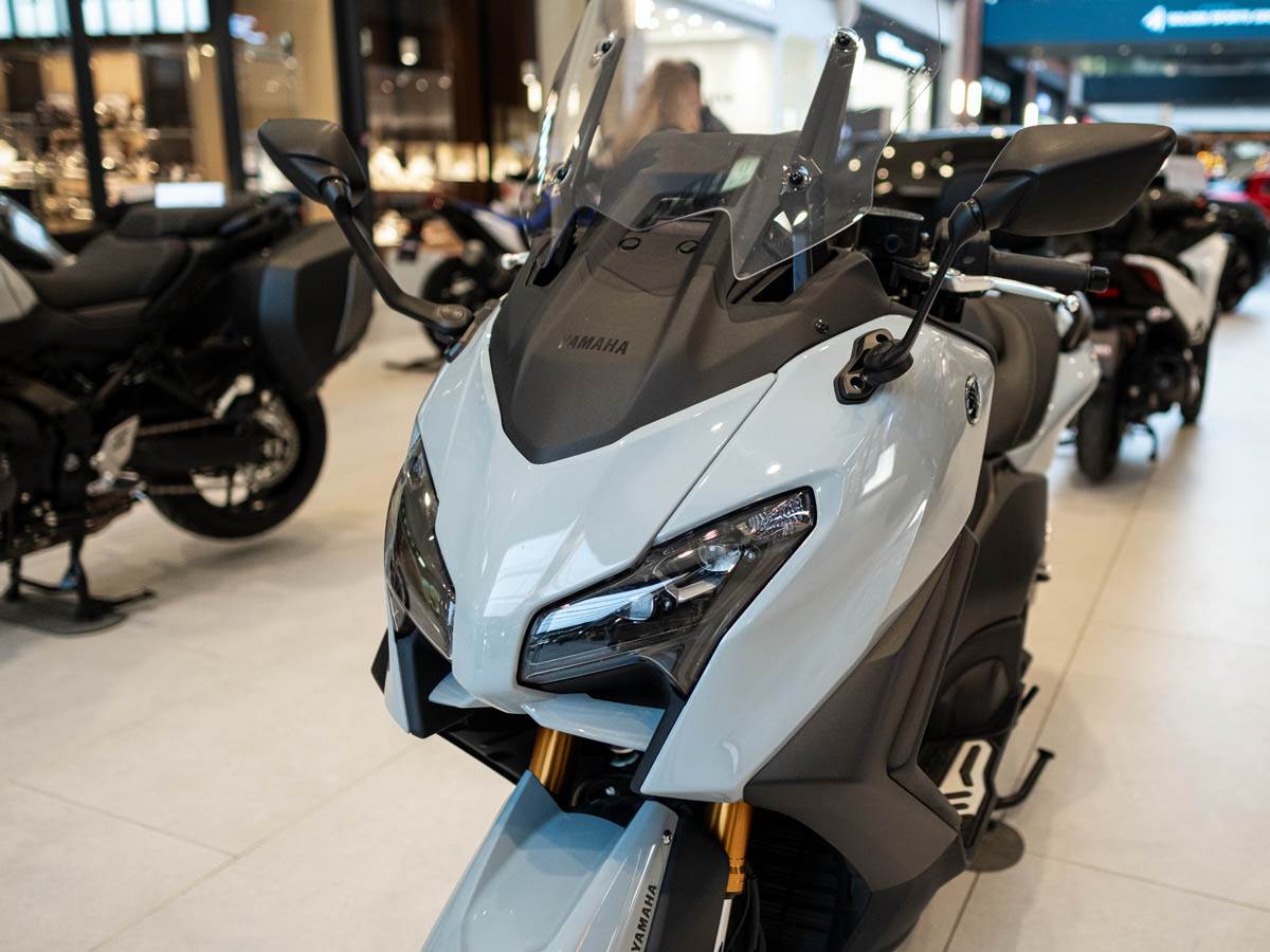 Yamaha Barel T Max (2).jpg