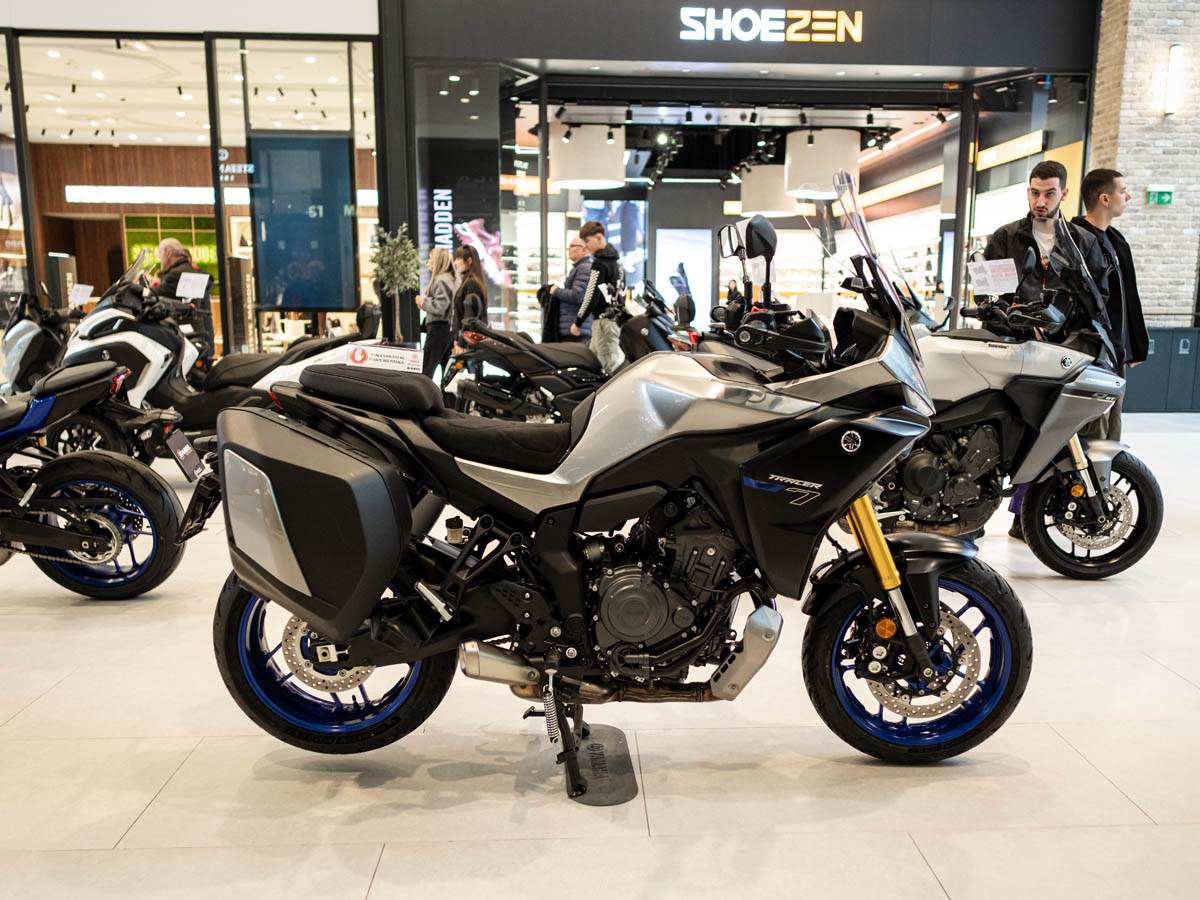 Yamaha Tracer 7 GTR (3).jpg