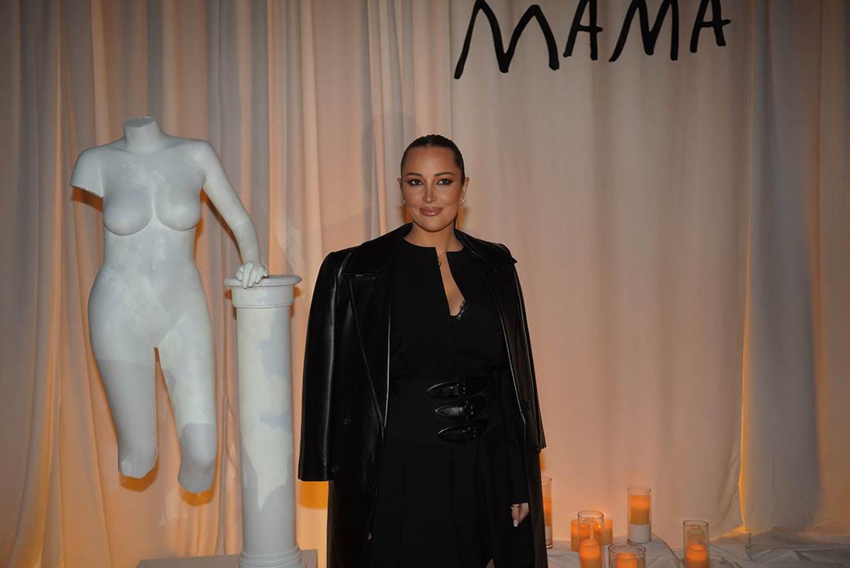 Aleksandra Prijović na promociji kod Nataše Bekvalac (4).jpg