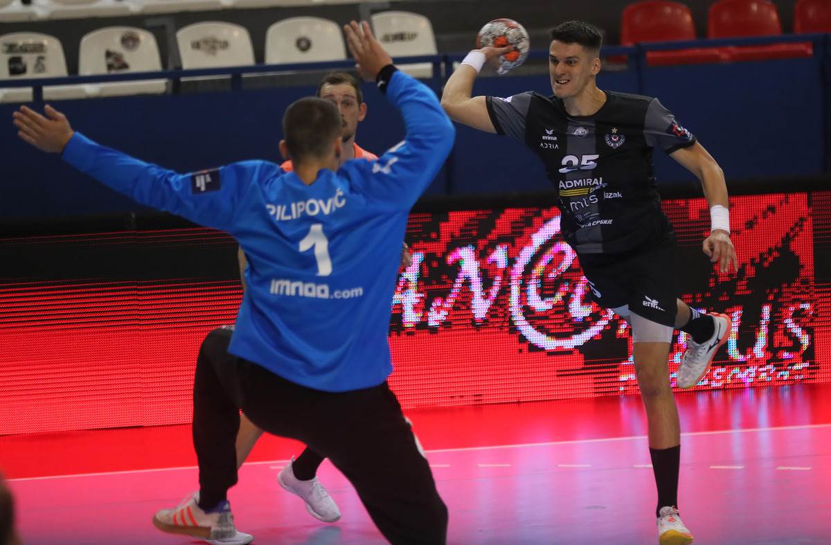 Partizan - Kadeten (1).jpg