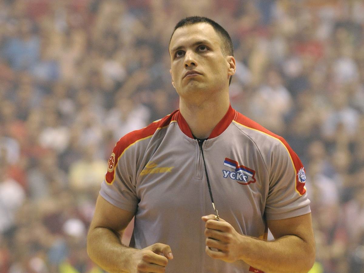 Uroš Nikolić košarkaški sudija