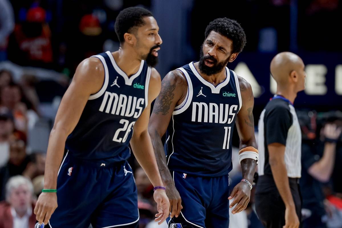 Spenser Dinvidi u razgovoru sa Kajrijem Irvingom