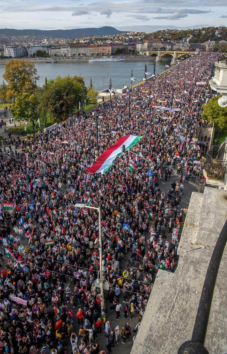 Protest u Mađarskoj zbog Ukrajine 2.jpg
