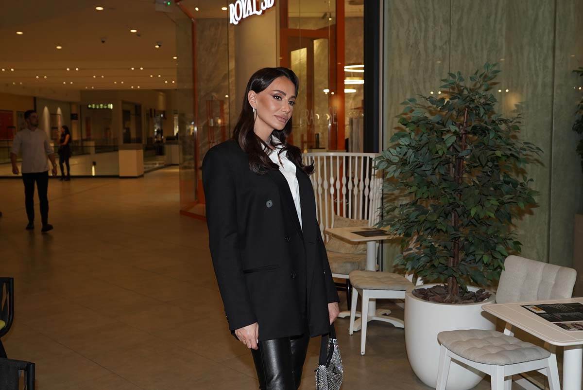 Emina Jahović 2.jpg