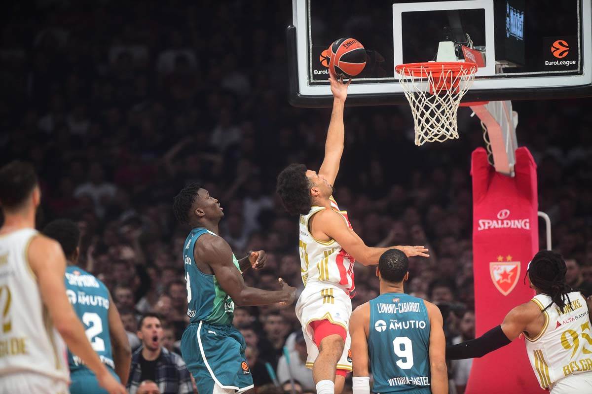 zvezda - baskonija 2.jpg