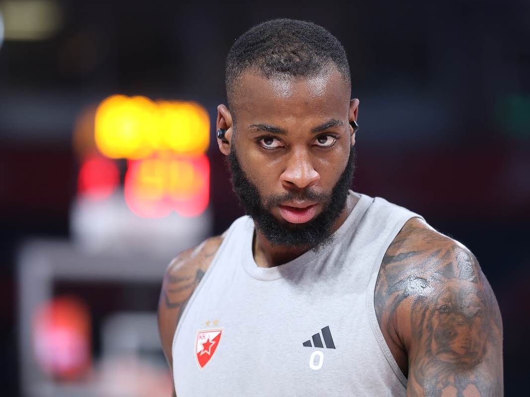 Plejmejker Crvene zvezde Kodi Miler Mekintajer.