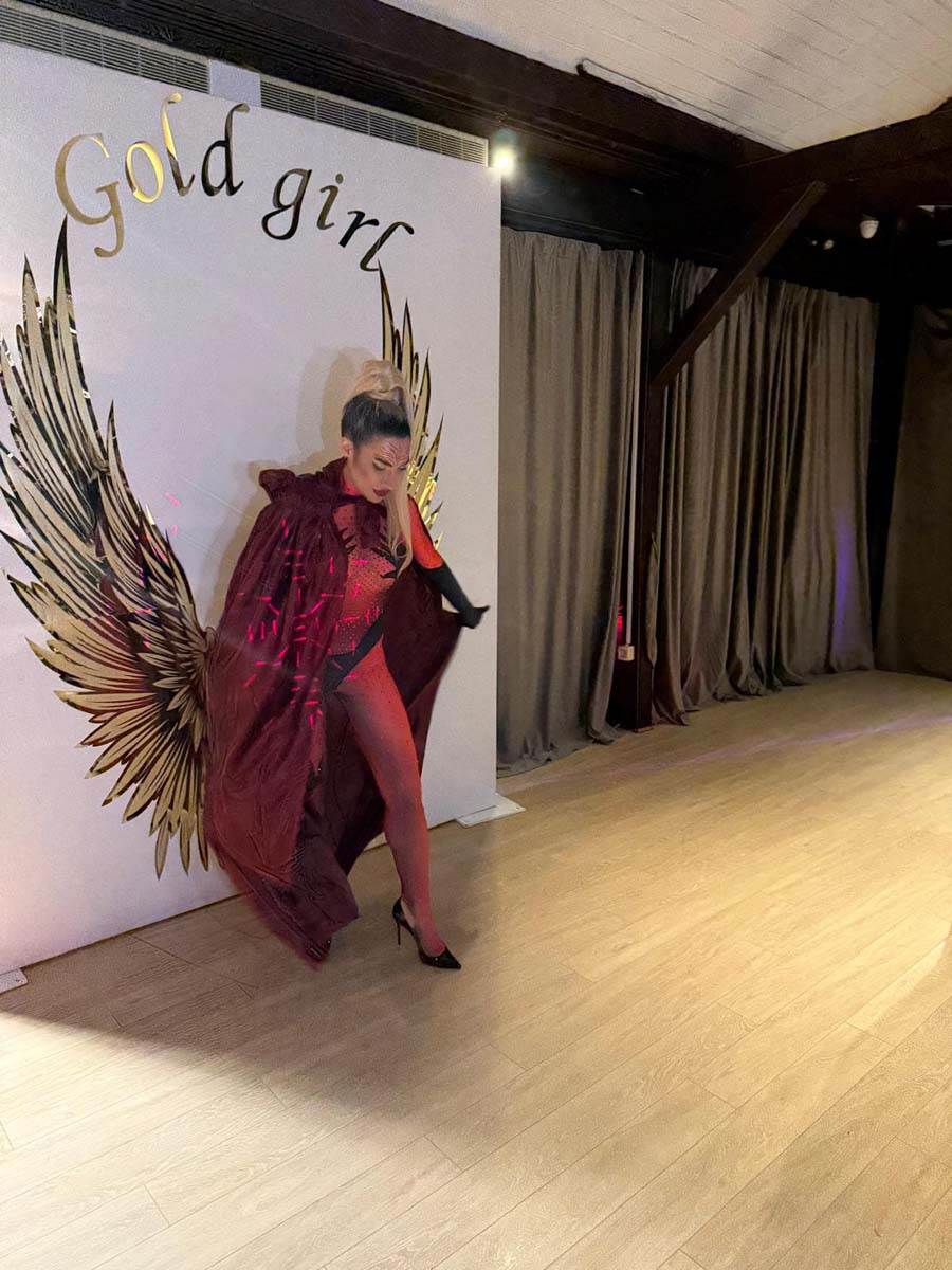 Jovana Jeremic nazvala sebe carobnicom-Ja sam feniks koji se dize iz pepela 4.jpg