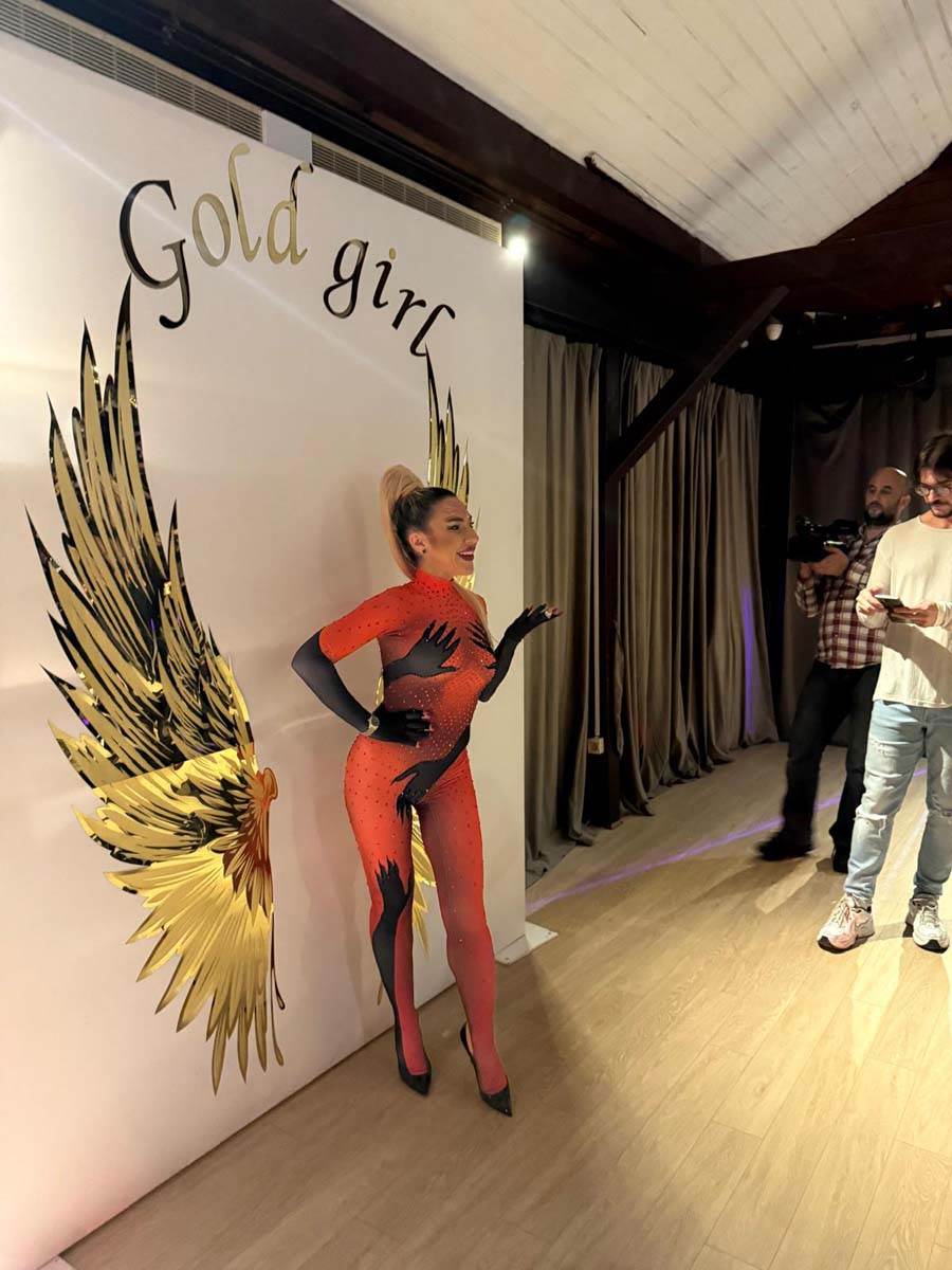 Jovana Jeremic nazvala sebe carobnicom-Ja sam feniks koji se dize iz pepela 11.jpg